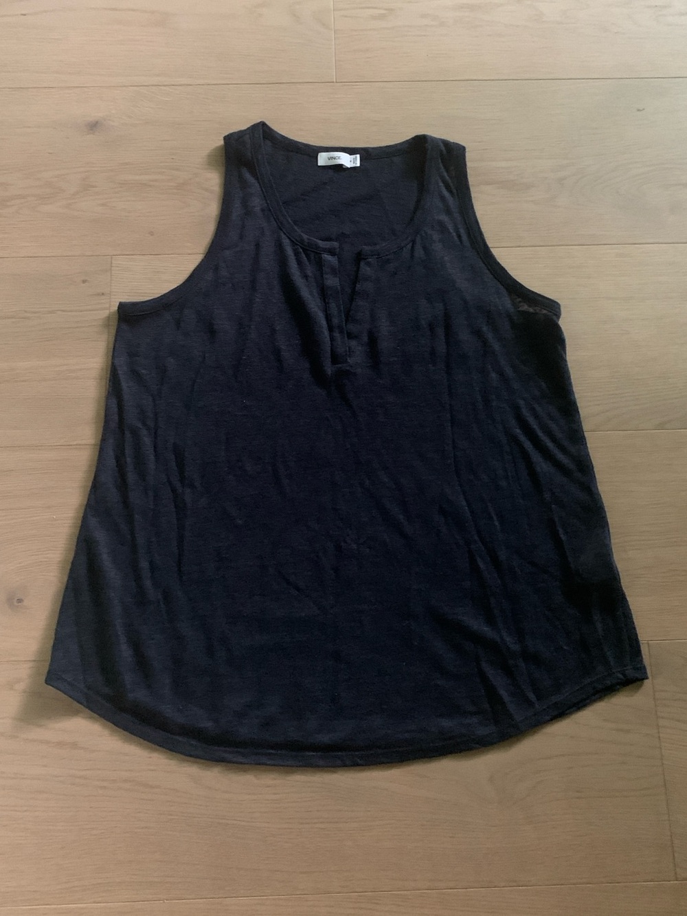 Vince 100 linen Navy Sleeveless Henley V neck Americana Nautical Tank M - Picture 2 of 7